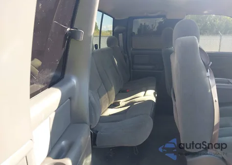 2004 Chevrolet Silverado 1500 Z71 from USA, damaged, VIN 1GCEK19T04E319846